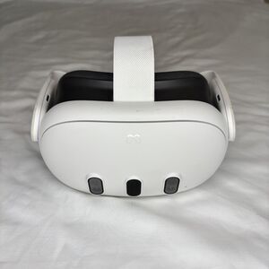 Meta (Oculus) Quest 3 512GB VR Headset Only – Tested & Fully Functional